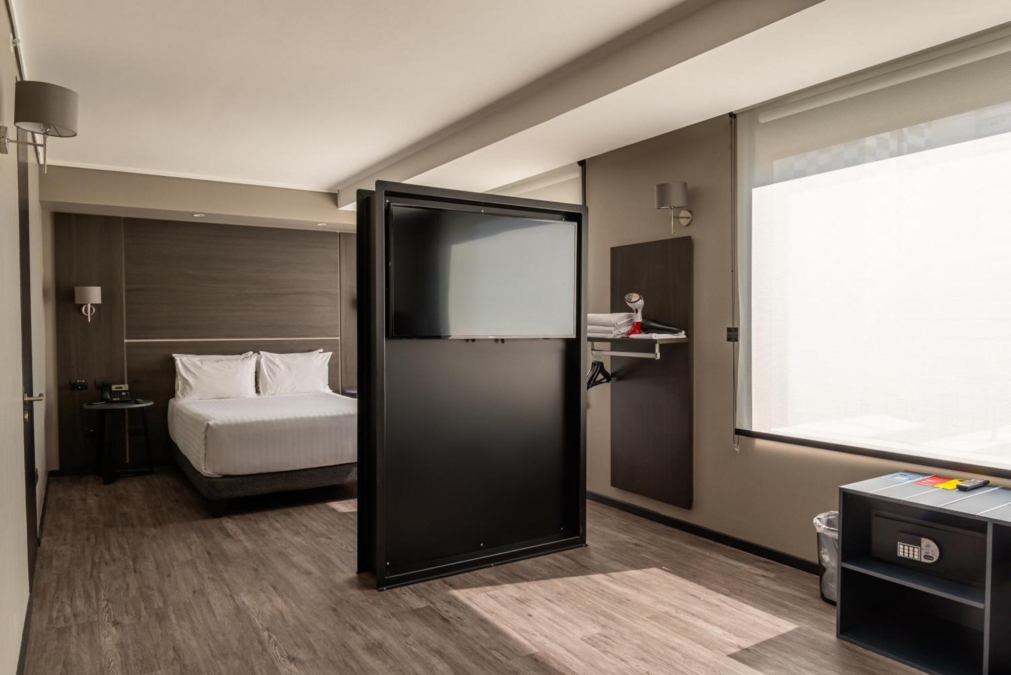 Ola Santiago Providencia, Tapestry Collection By Hilton Hotel ภายนอก รูปภาพ