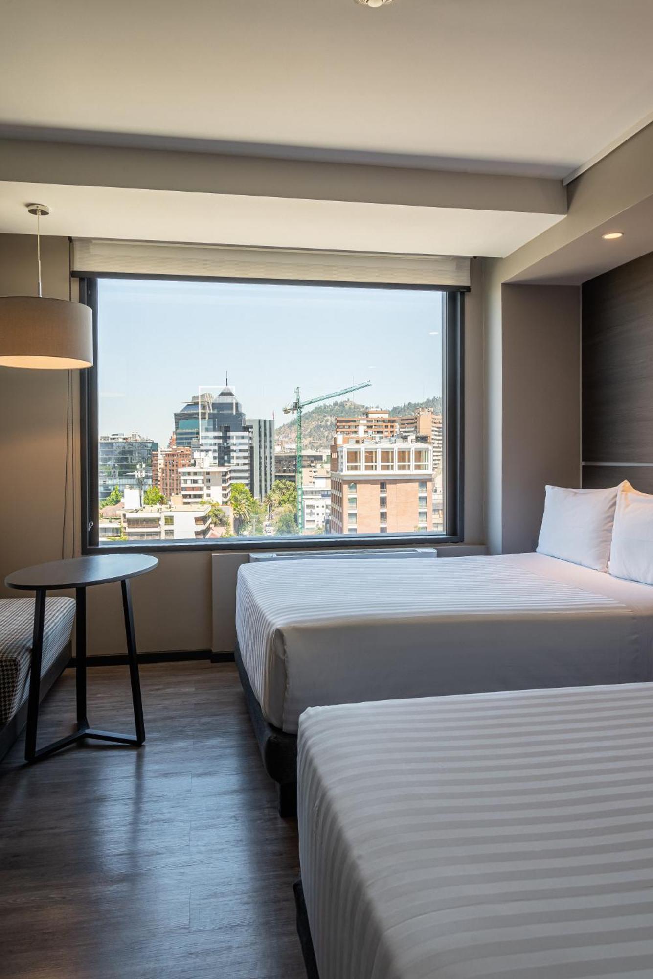 Ola Santiago Providencia, Tapestry Collection By Hilton Hotel ภายนอก รูปภาพ